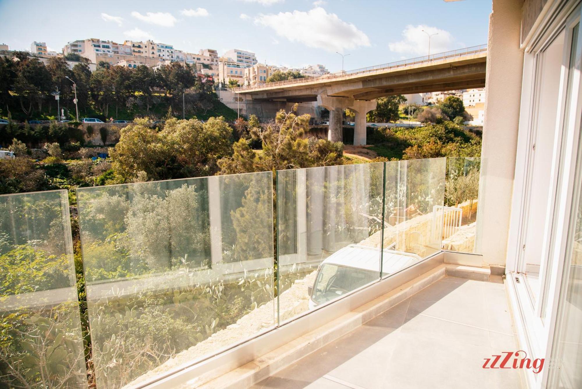 Mensija Valley Residences Saint Julian's Bagian luar foto